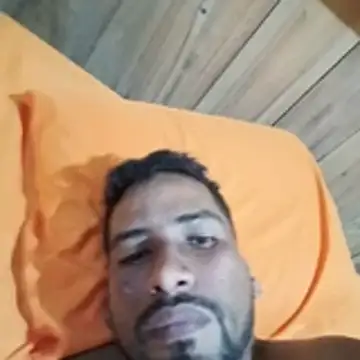 Bryan101995 live cam on StripChat