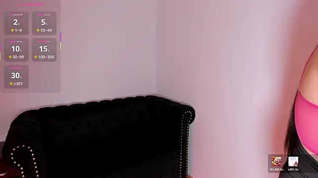 AnnieAdamss1_