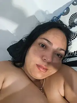 NIKOLE1301 live cam preview