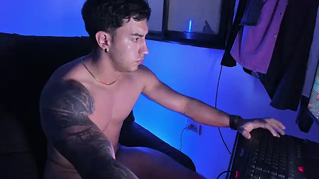 Axel_hendrick live cam on StripChat