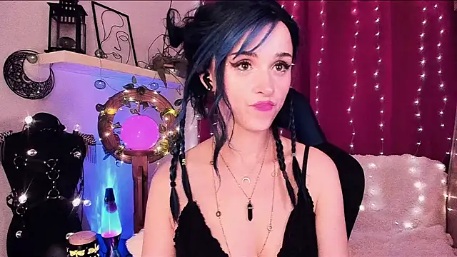 MistressJolie live cam on StripChat