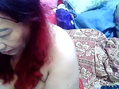Sweetpinay_mature live cam preview