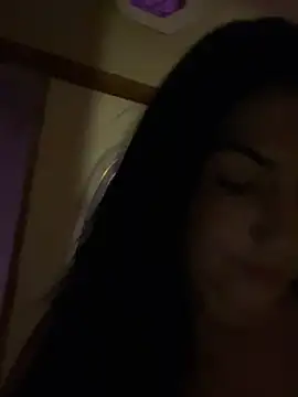 LittleMissEeve live cam on StripChat
