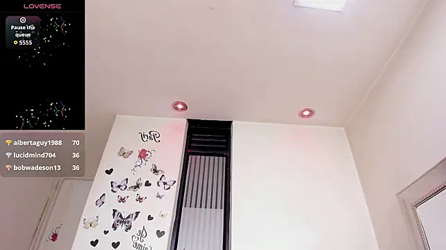 Mia_tits