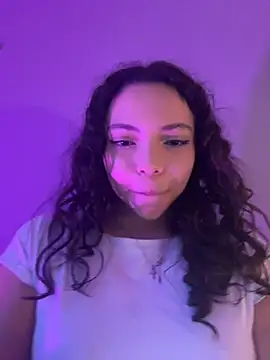 Mia_honey3