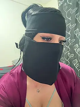 mari_layali webcam
