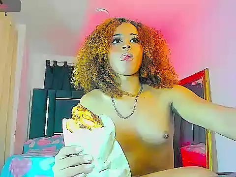 charlottee_-