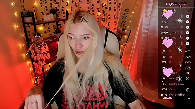 AnyaTaylor_