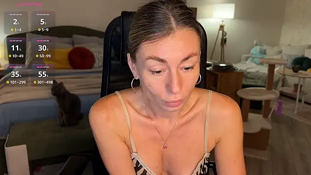 DannaEvan live cam on StripChat