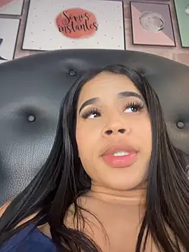 EmmaExoticaXXX webcam