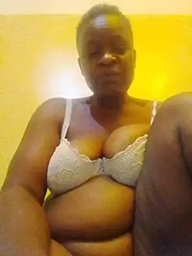SASSY-SCARLET live cam on StripChat