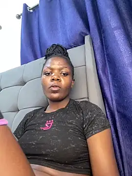 Black_prettty webcam