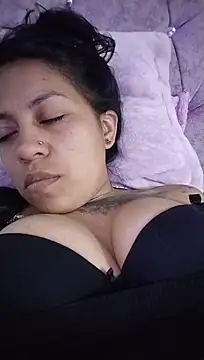 Tiphanydirty3 live cam preview