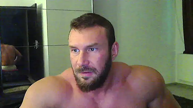 muscularkevin (M young) - creamy cum at goal,  flash dick 25