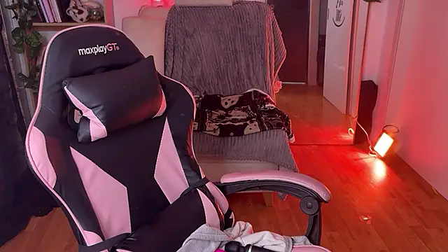 ari_kat