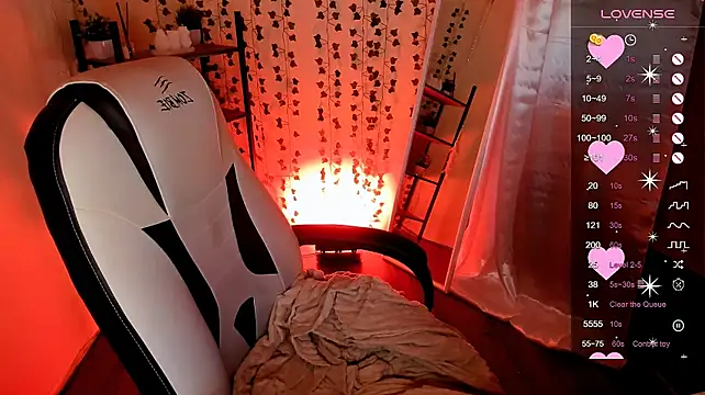 AnyaTaylor_