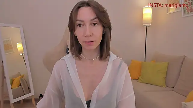 GoodGlamorGirl live cam on StripChat