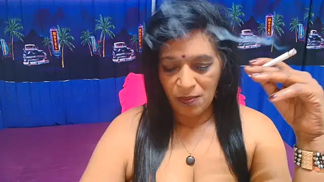 INDIANFUSION live cam on StripChat