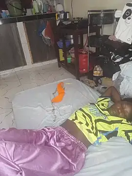 Finepetite live cam preview