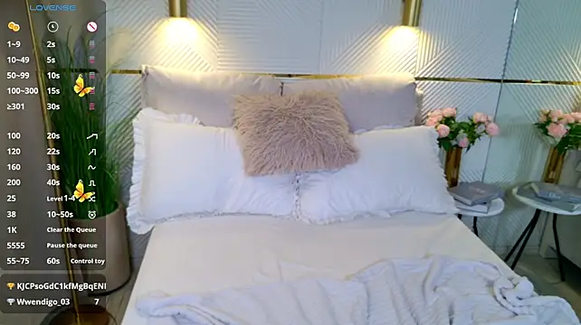 Elisabeth_Binder live cam on StripChat