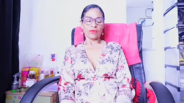 Aries_Mature live cam preview