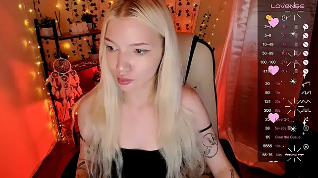 AnyaTaylor_