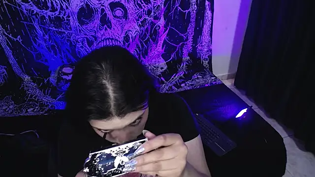 mikaskullcs live cam preview