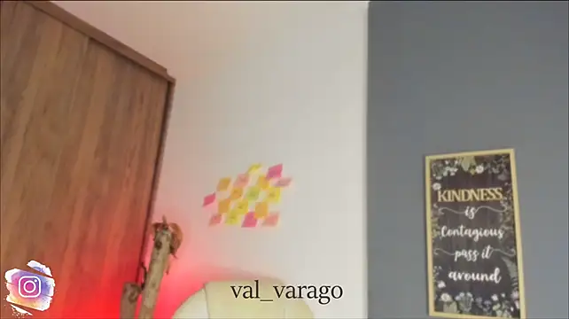 val_varago live cam preview