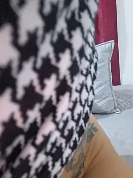 juanaaa_240 live cam preview