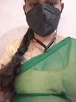 Tamil_Nathiya1