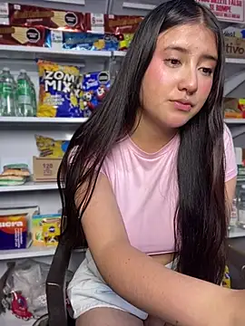 StrawberryPink_ live cam preview