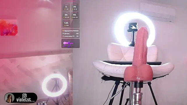 VioletWinters live cam preview