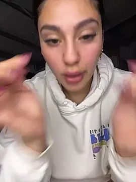 lucia2919 live cam preview