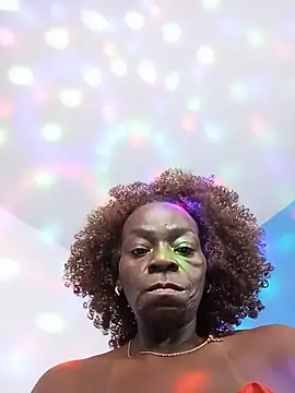 QueenLorena25