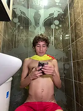 Ronny_Hot12