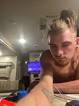 BabyGiraffe25 live cam preview