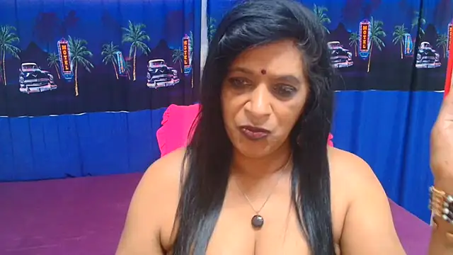 INDIANFUSION live cam on StripChat