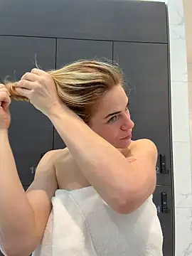 oliviafranciis webcam