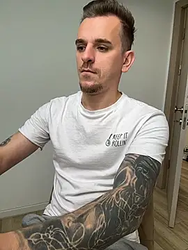 Huge_cock22cm