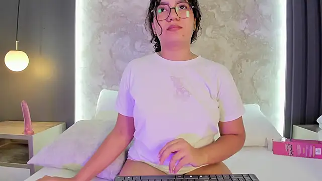Alysson_moon_