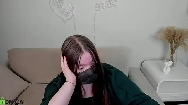 Alice_Steellee