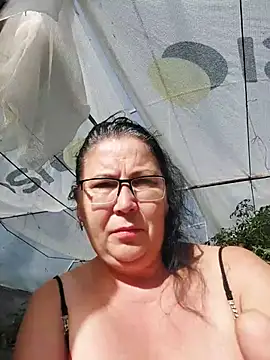 EmmaSquirt