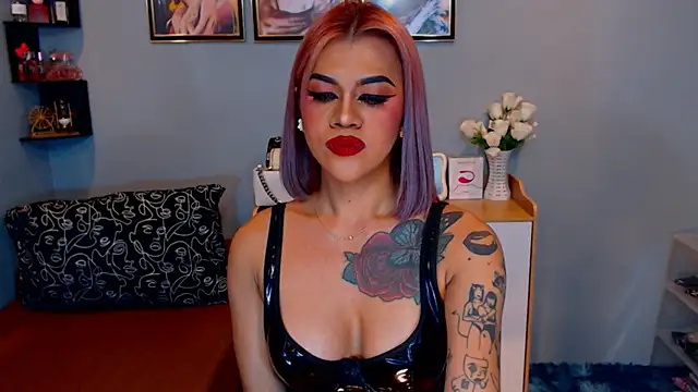 StellaStrong30 live cam on StripChat