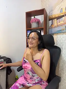 Nox_Vixen live cam on StripChat