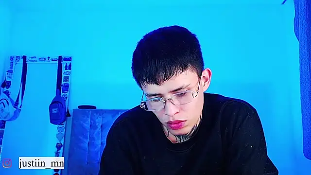 _justinmoon2 live cam preview