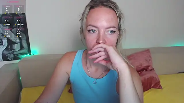 Mila_stefani live cam on StripChat