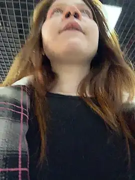 SlavicCandy live cam on StripChat