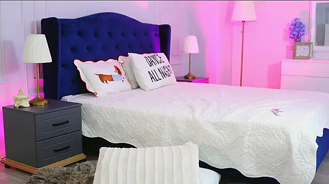 JessieePink live cam preview