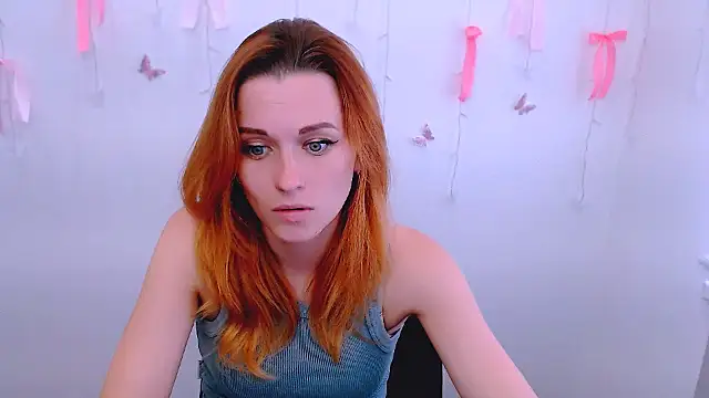 PeppyMia live cam preview