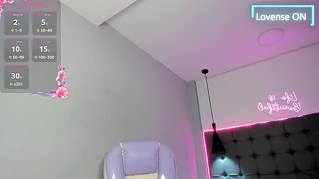 scarletcherry18